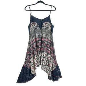 Alloy Apparel Womens XL Black Pink Lace Trim Sharkbite Hem Boho Rayon Dress